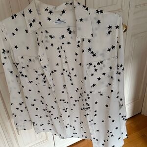 Equipment White and Black Star Print Blouse